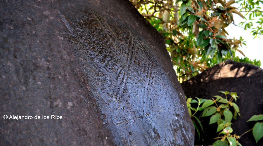 Petroglifos Jamundí El Peón Picoloro Ecoturismo